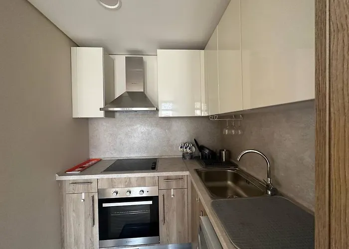 Mangroovy Tasteful 1 Bedroom *