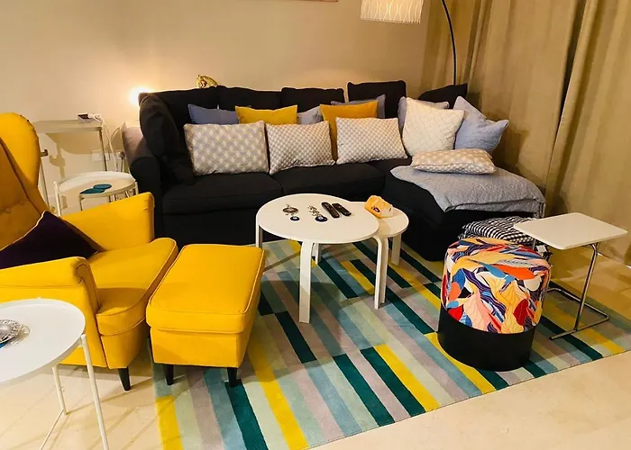Mangroovy Tasteful 1 Bedroom Appartement