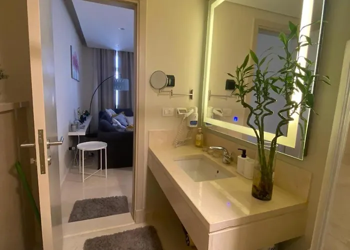 Mangroovy Tasteful 1 Bedroom *